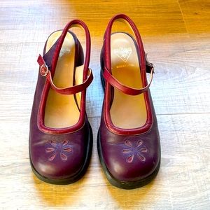 Fluevog sling backs! Size 9 but fits like an 8.